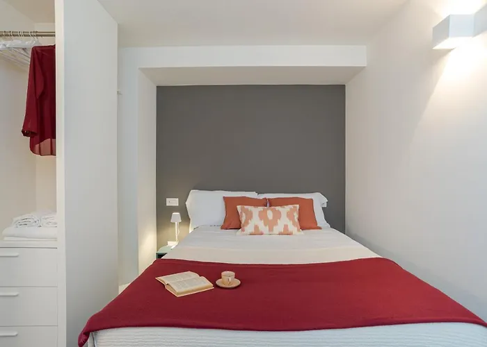 Brunate - By Myhomeincomo