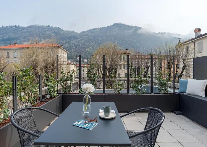 Brunate - By Myhomeincomo Lägenhet