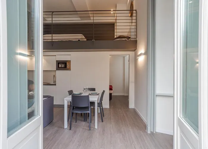 Brunate - By Myhomeincomo アパート *