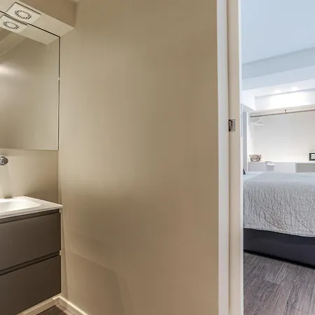 アパート Brunate - By Myhomeincomo